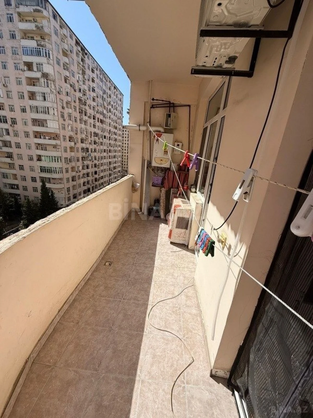 Satılır 3 otaqlı mənzil 101 m²