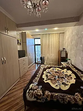 Satılır 3 otaqlı mənzil 125 m²