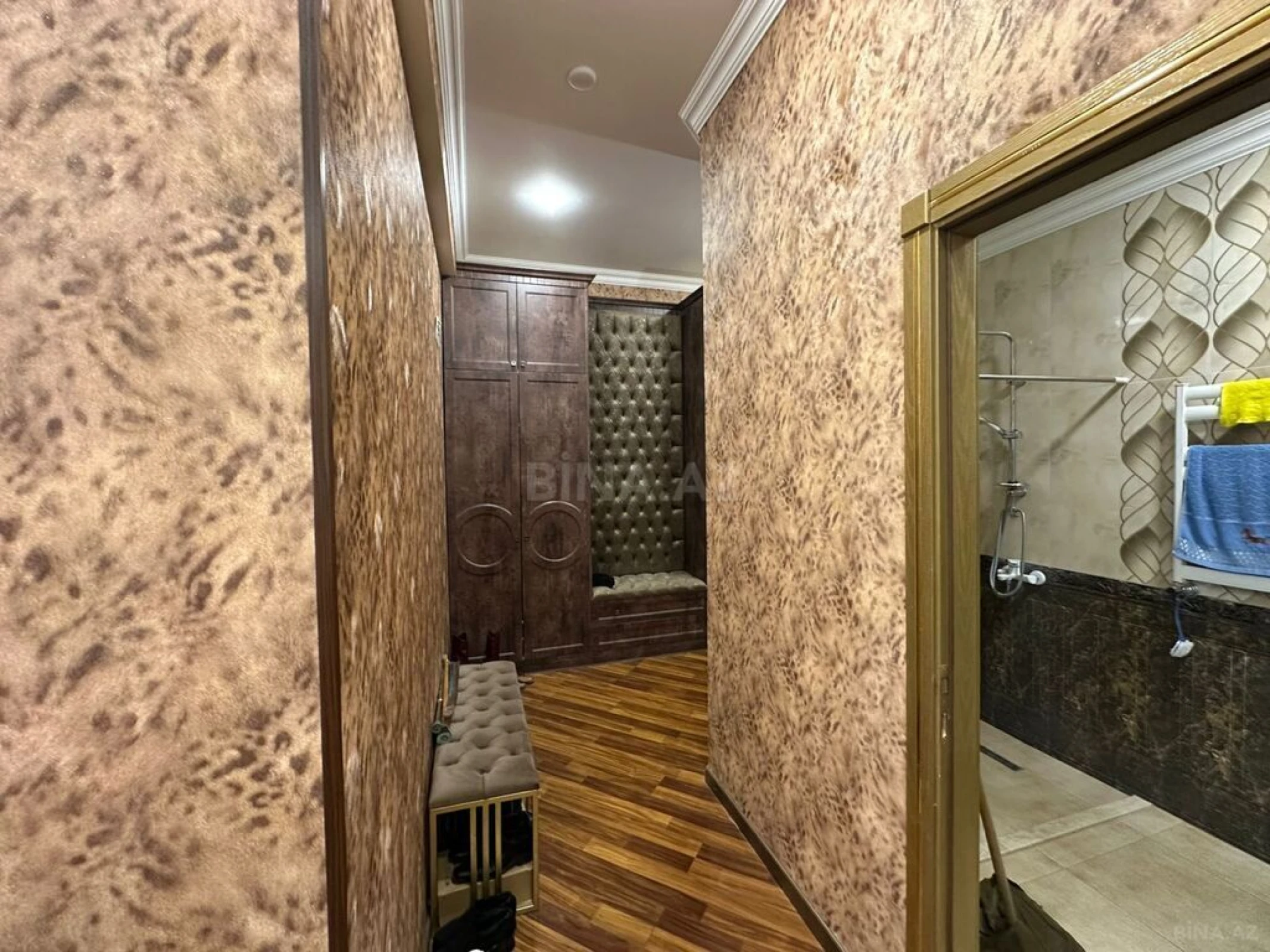 Satılır 3 otaqlı mənzil 125 m²