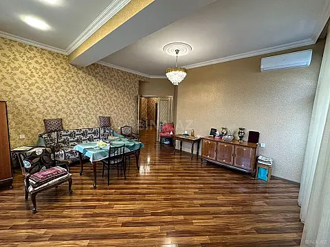 Satılır 3 otaqlı mənzil 125 m² — Bakı, Nəsimi 3 otaq 125.00 m²