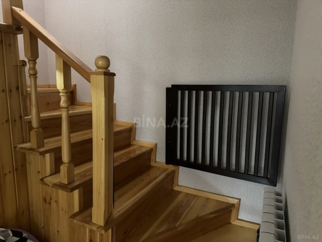 Satılır 4 otaqlı həyət evi 100 m²