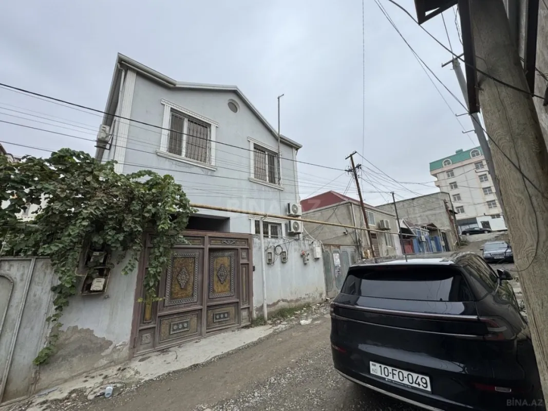 Satılır 4 otaqlı həyət evi 100 m²