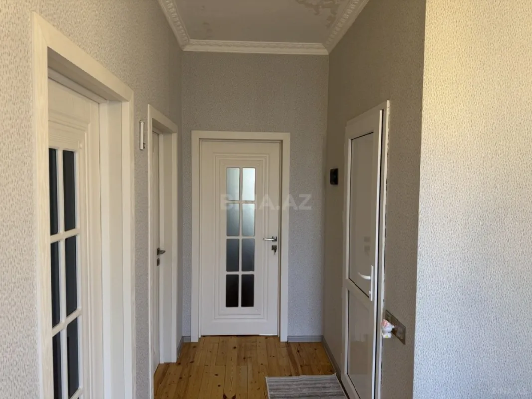 Satılır 4 otaqlı həyət evi 100 m²