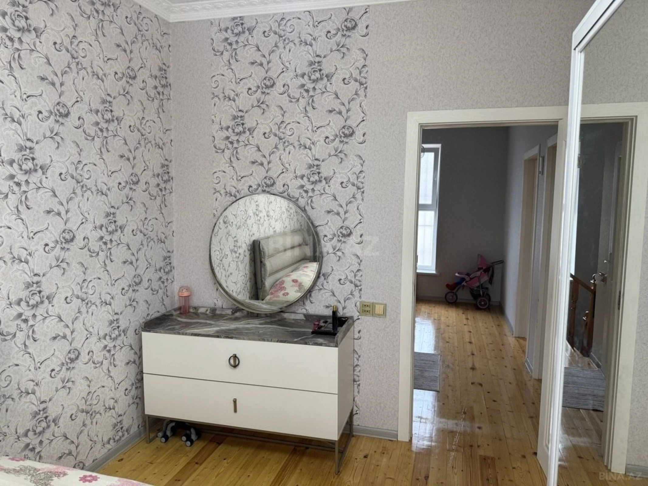 Satılır 4 otaqlı həyət evi 100 m²