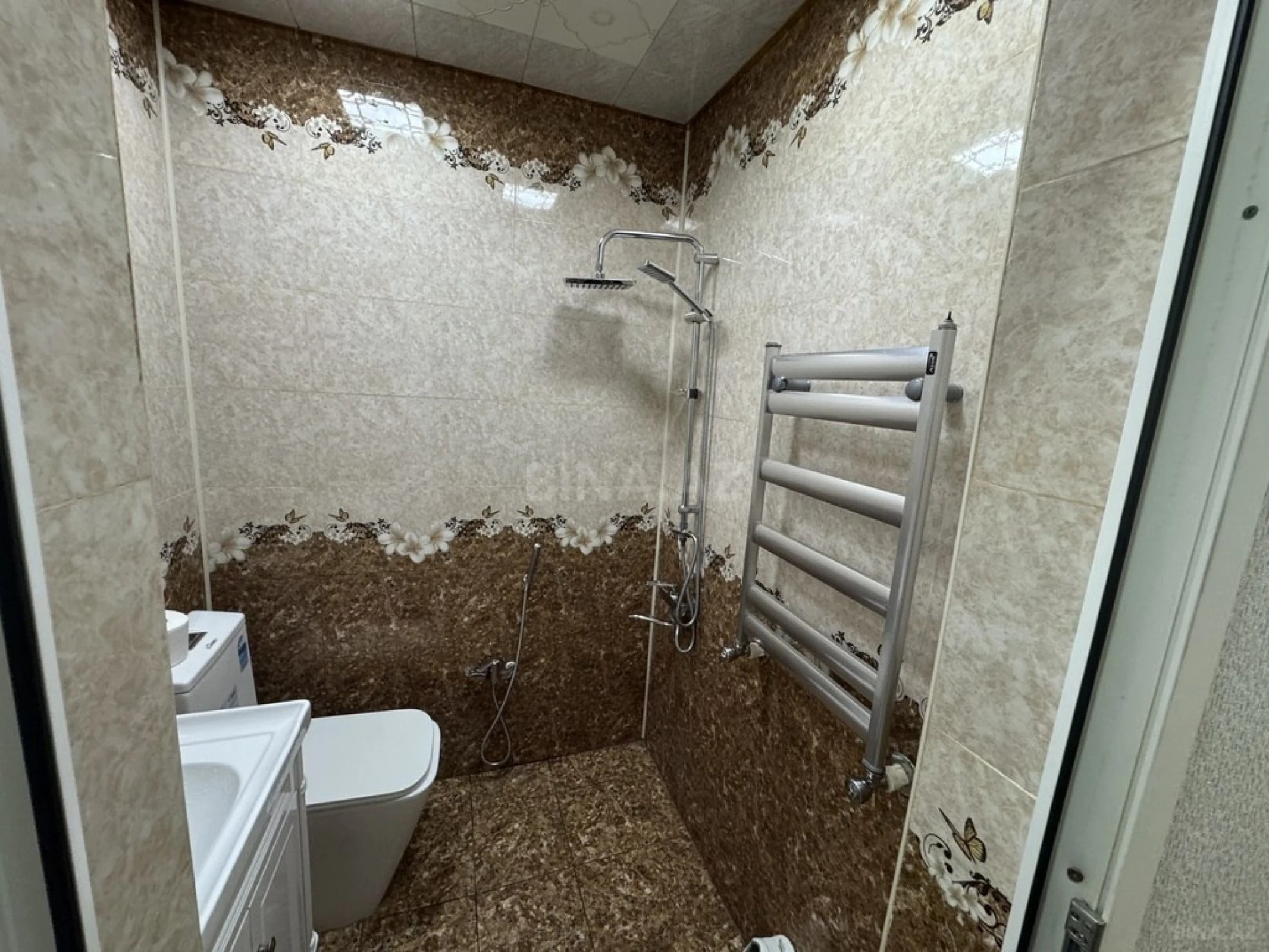 Satılır 4 otaqlı həyət evi 100 m²