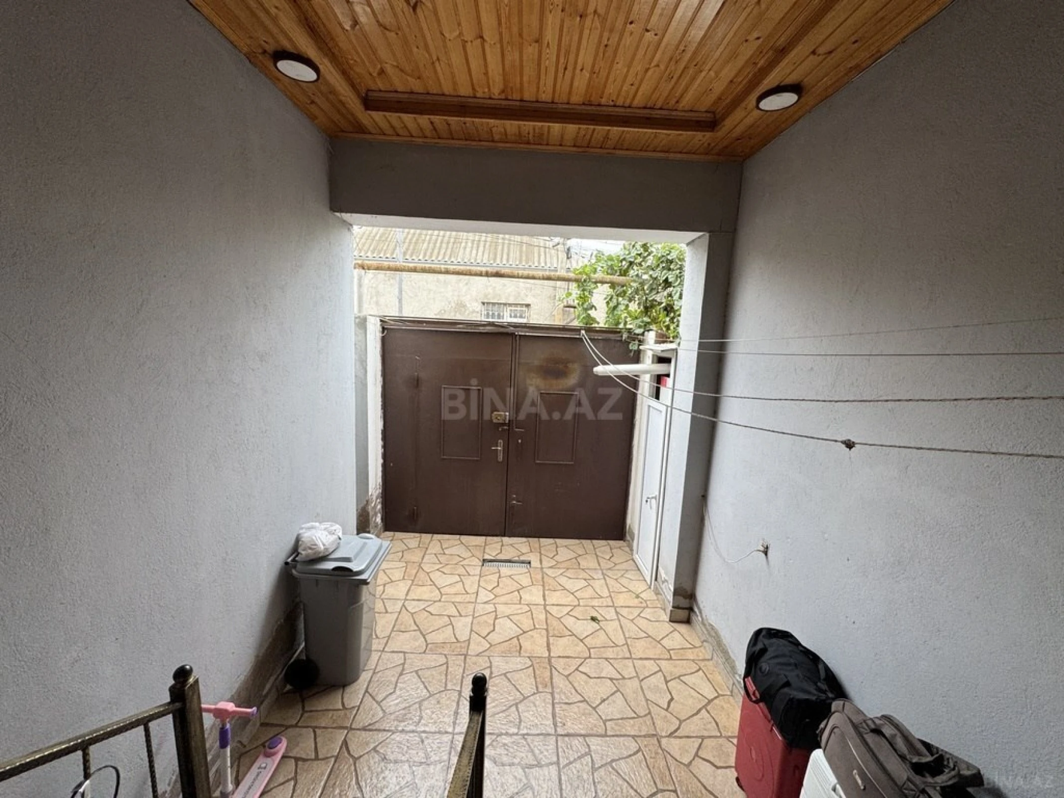Satılır 4 otaqlı həyət evi 100 m²
