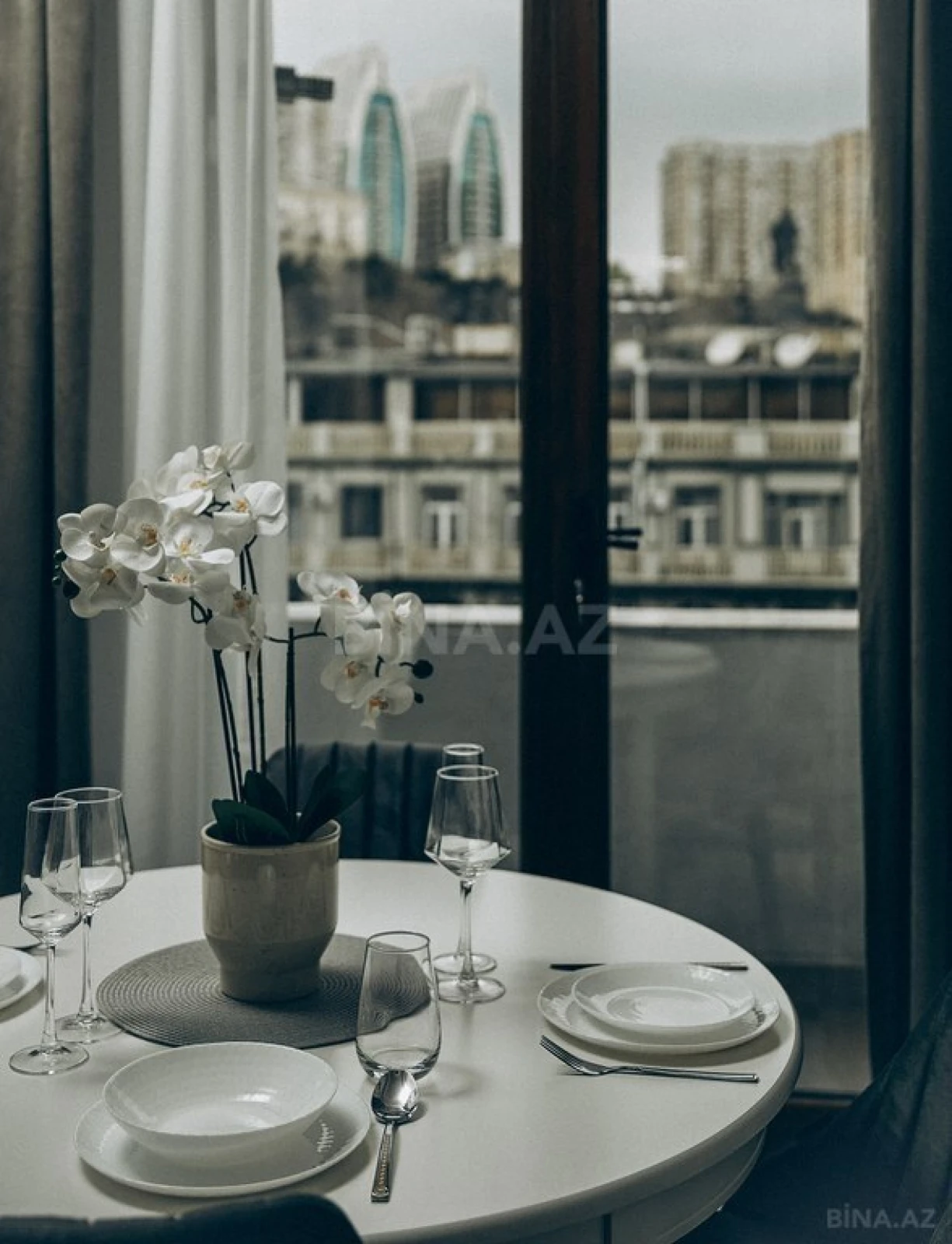 Kirayə verilir 2 otaqlı mənzil 59 m²