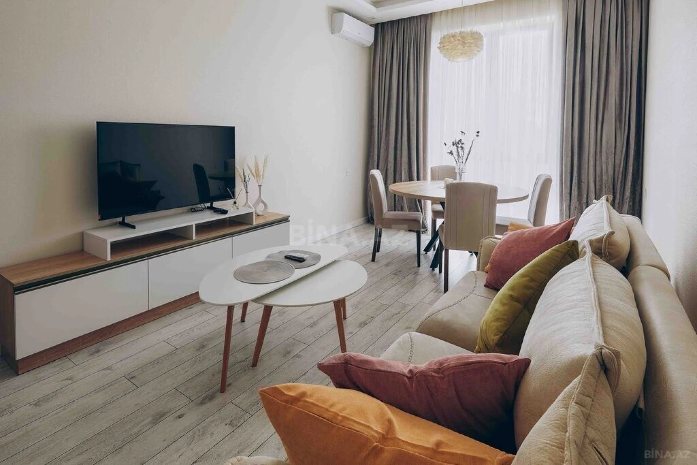 Kirayə verilir 2 otaqlı mənzil 55 m²