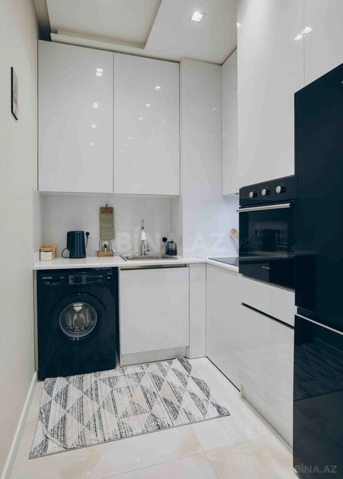 Kirayə verilir 2 otaqlı mənzil 55 m²