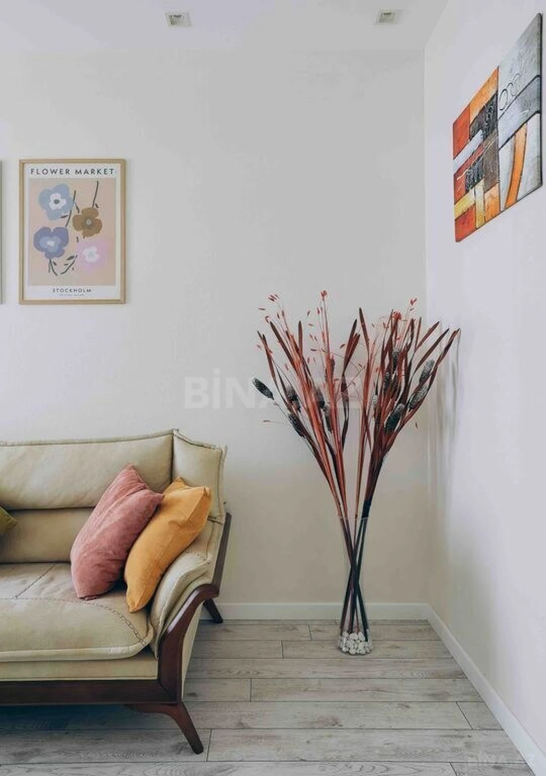 Kirayə verilir 2 otaqlı mənzil 55 m²