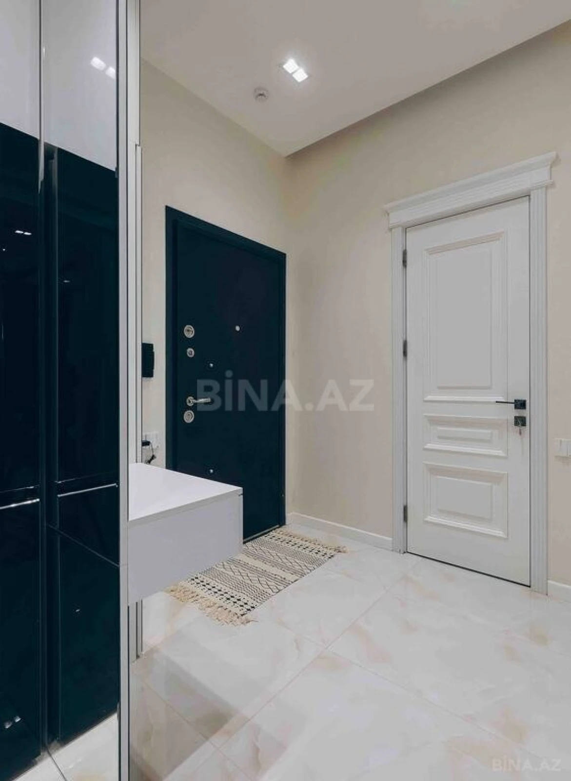 Kirayə verilir 2 otaqlı mənzil 55 m²