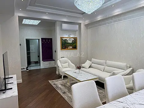 Kirayə verilir 3 otaqlı mənzil 130 m²