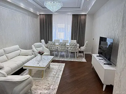 Kirayə verilir 3 otaqlı mənzil 130 m² — Bakı, Xətai 3 otaq 130.00 m²