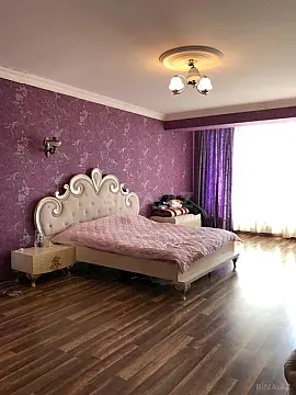 Satılır 2 otaqlı mənzil 105 m²