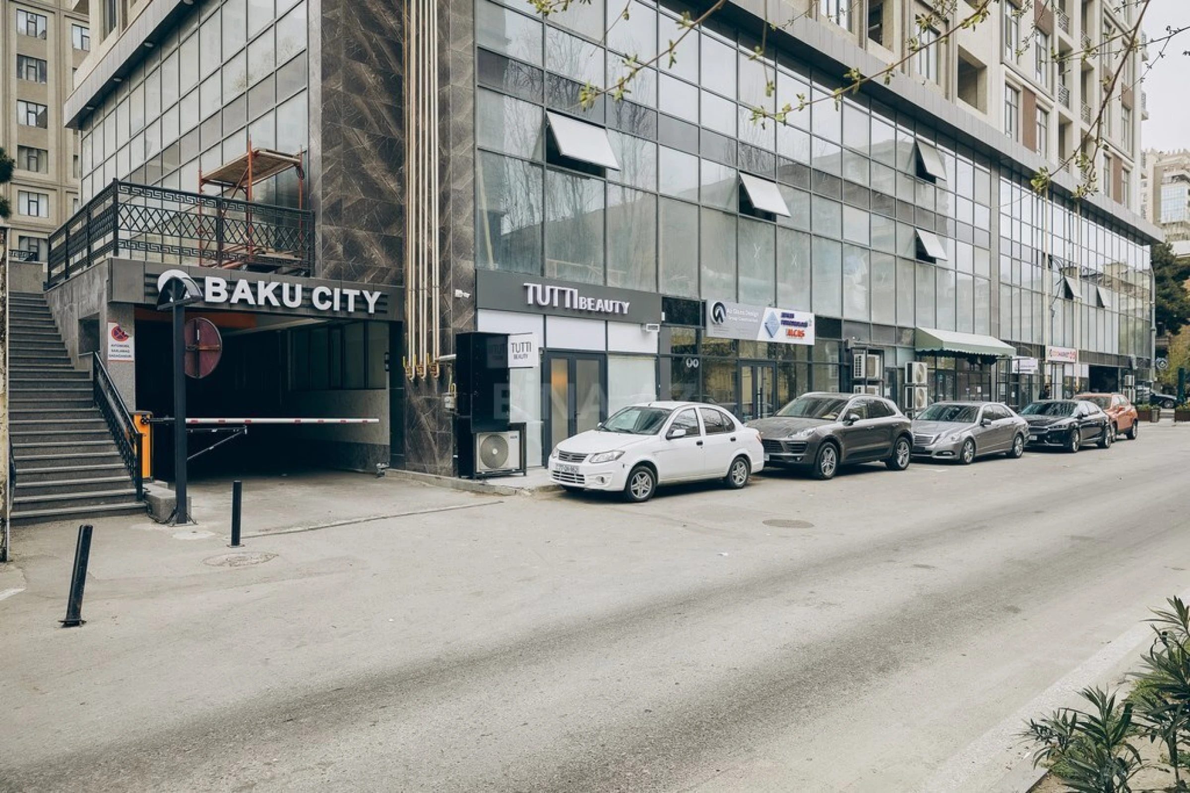 Kirayə verilir 2 otaqlı mənzil 57 m²