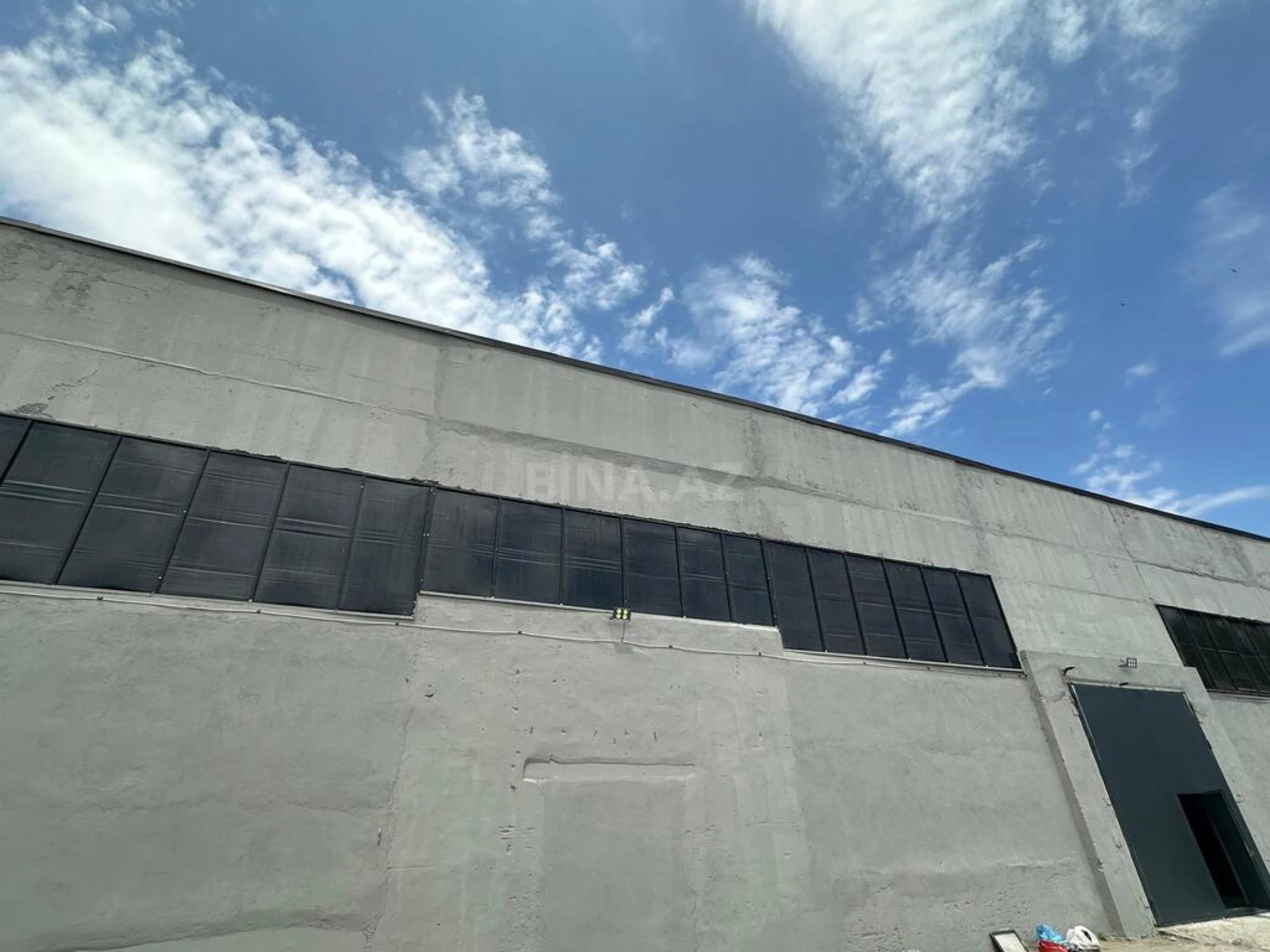 Kirayə verilir obyekt 1400 m²