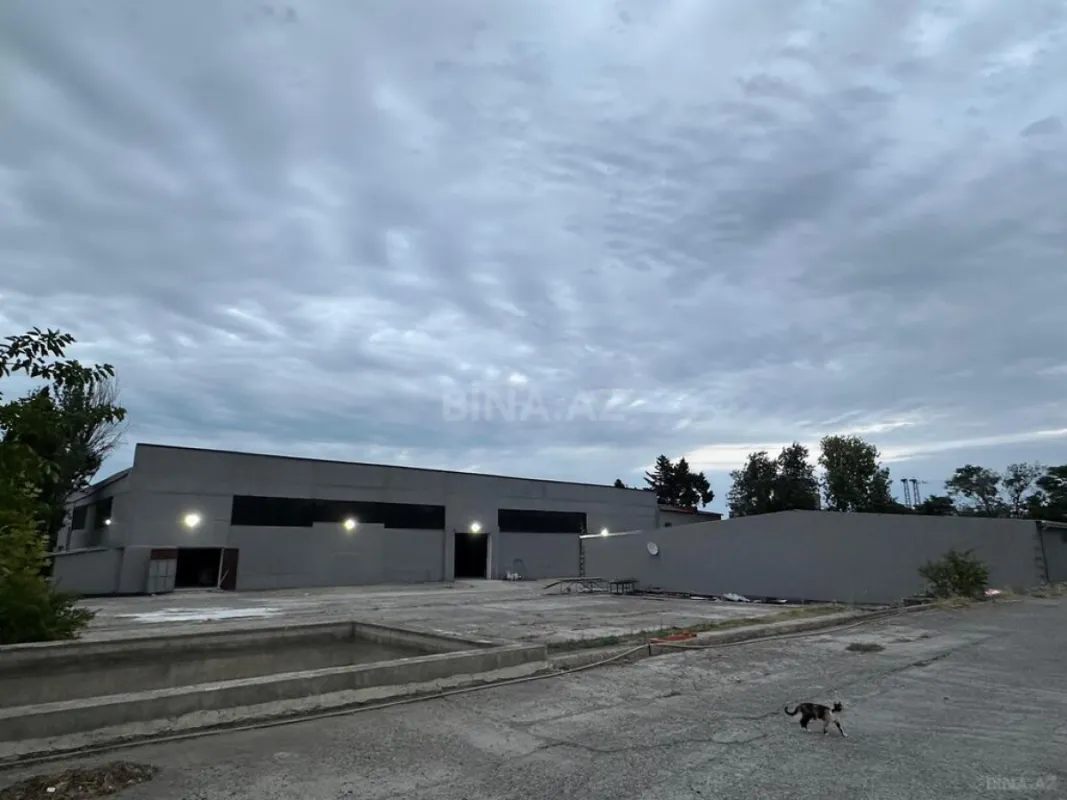 Kirayə verilir obyekt 1400 m²