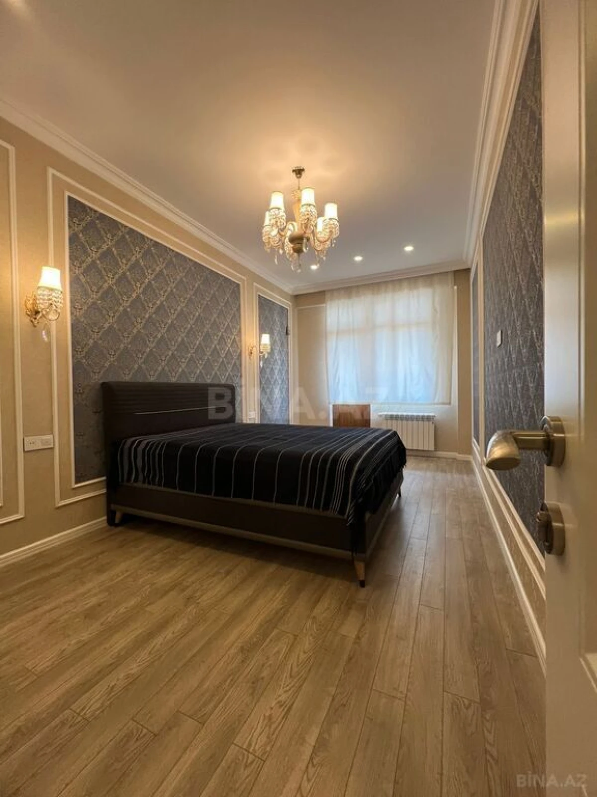 Satılır 2 otaqlı mənzil 100 m²