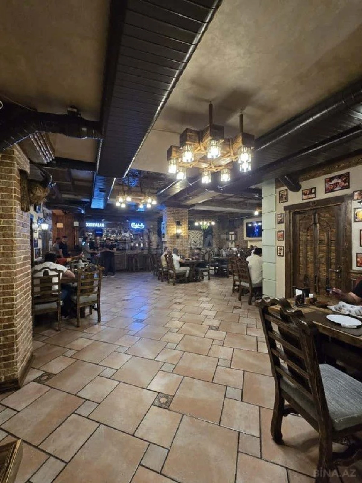 Satılır obyekt 650 m²