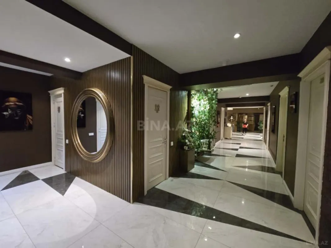 Satılır obyekt 650 m²