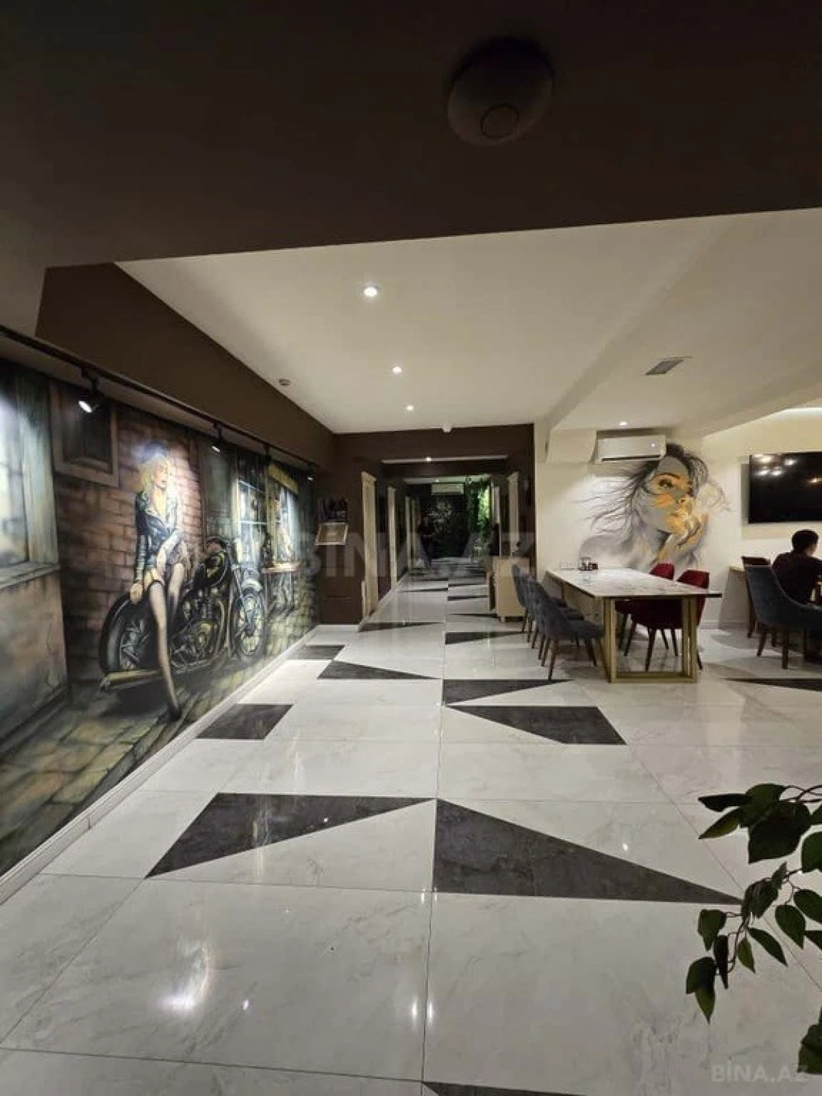 Satılır obyekt 650 m²