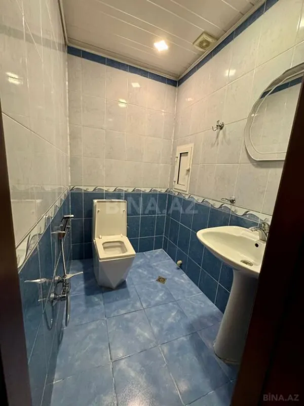 Satılır 4 otaqlı mənzil 185 m²