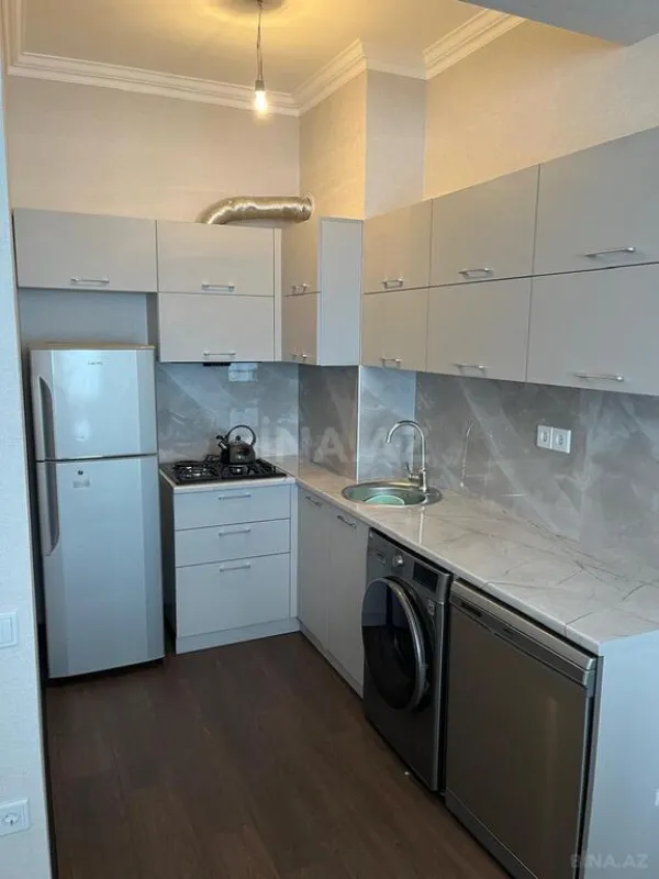 Kirayə verilir 2 otaqlı mənzil 55 m²