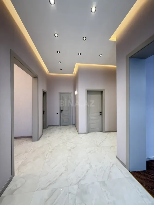 Satılır 4 otaqlı həyət evi 180 m²