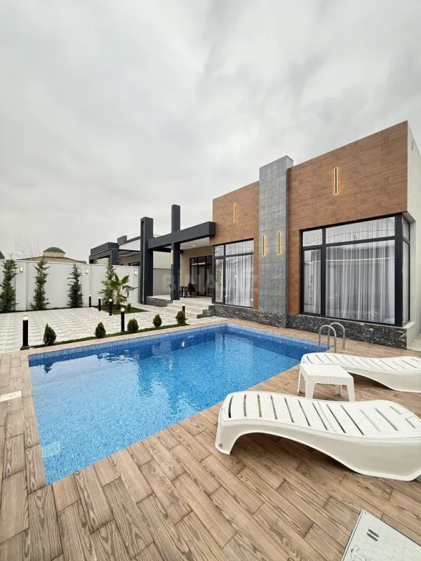 Satılır 4 otaqlı həyət evi 180 m²