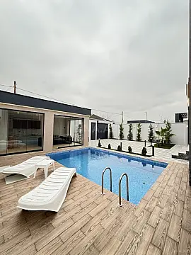 Satılır 4 otaqlı həyət evi 180 m²