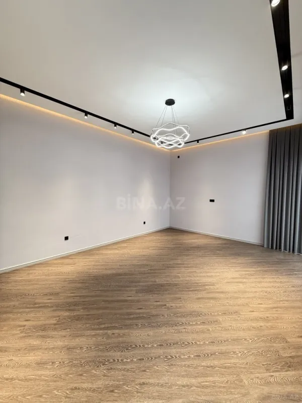 Satılır 4 otaqlı həyət evi 180 m²