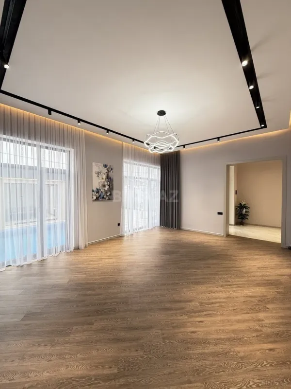 Satılır 4 otaqlı həyət evi 180 m²