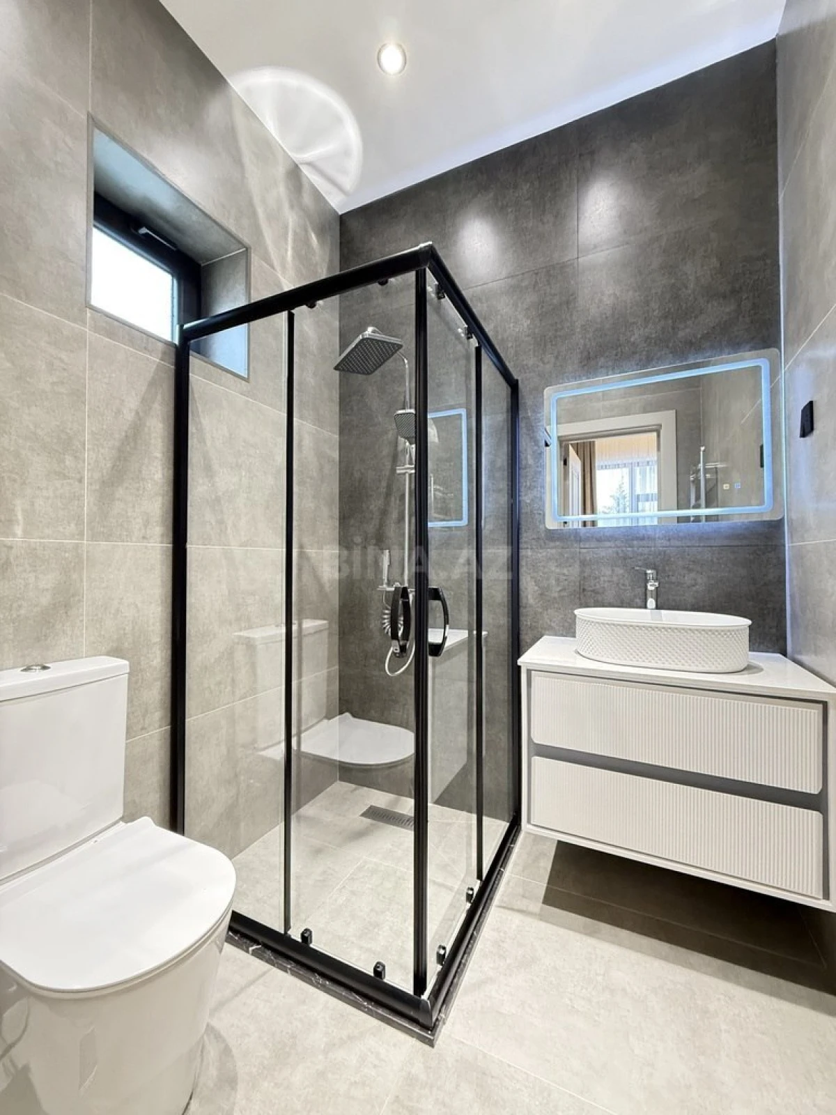 Satılır 4 otaqlı həyət evi 180 m²