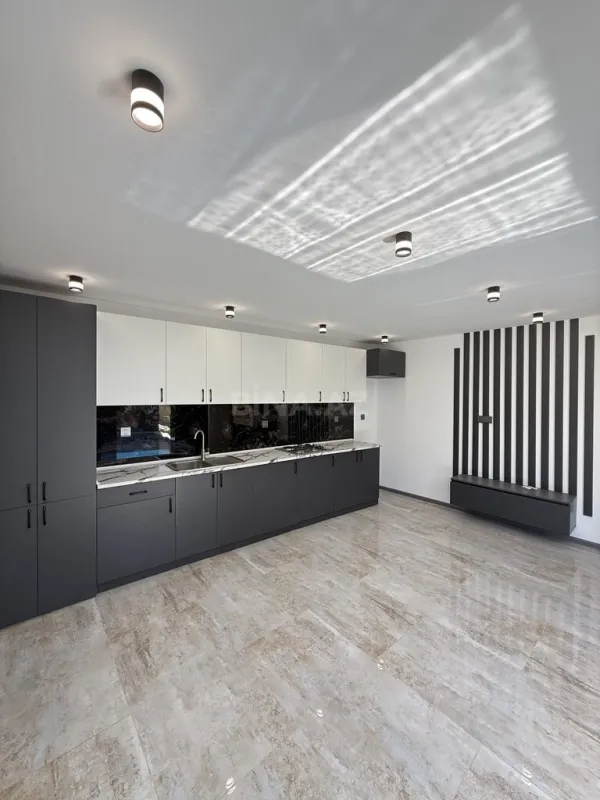 Satılır 4 otaqlı həyət evi 170 m²