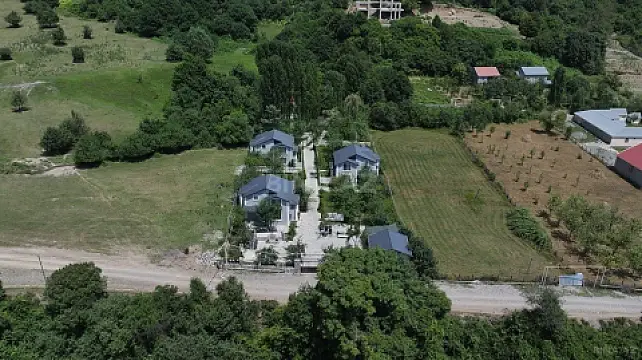 Satılır obyekt 560 m²