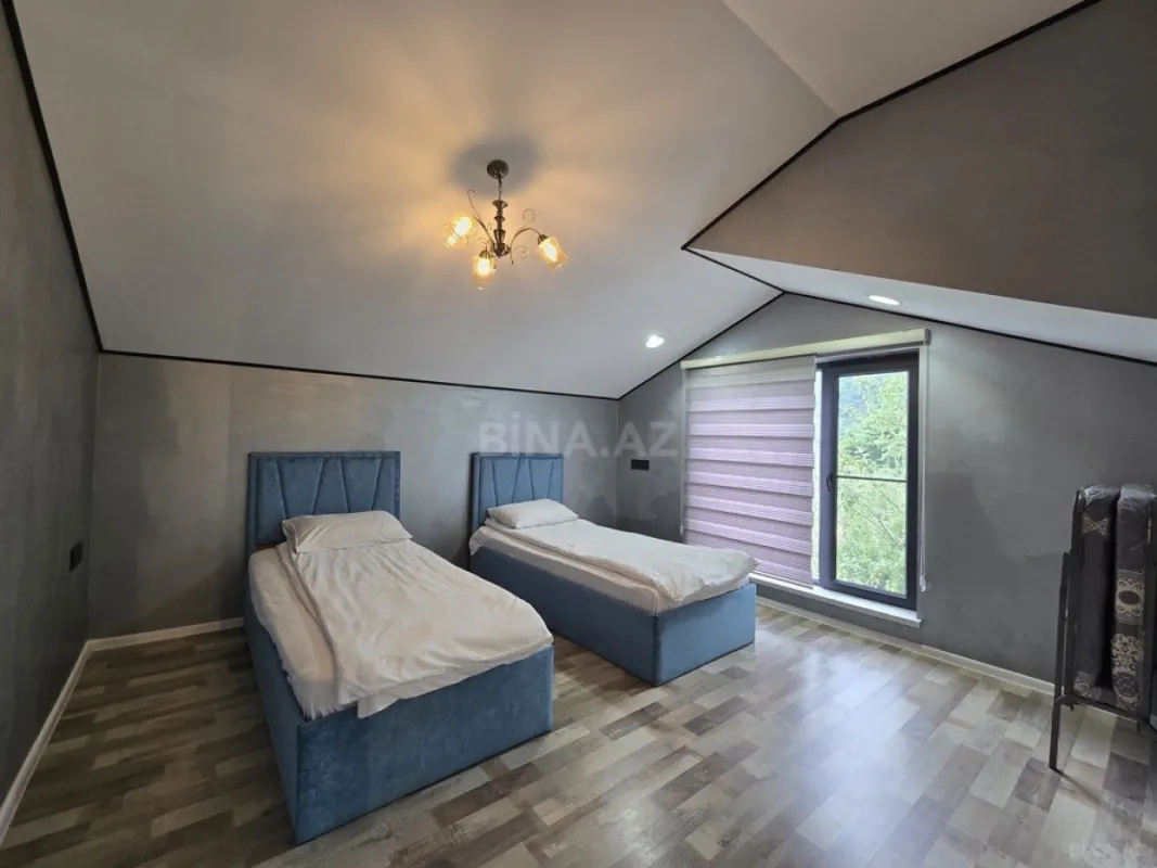 Satılır obyekt 560 m²