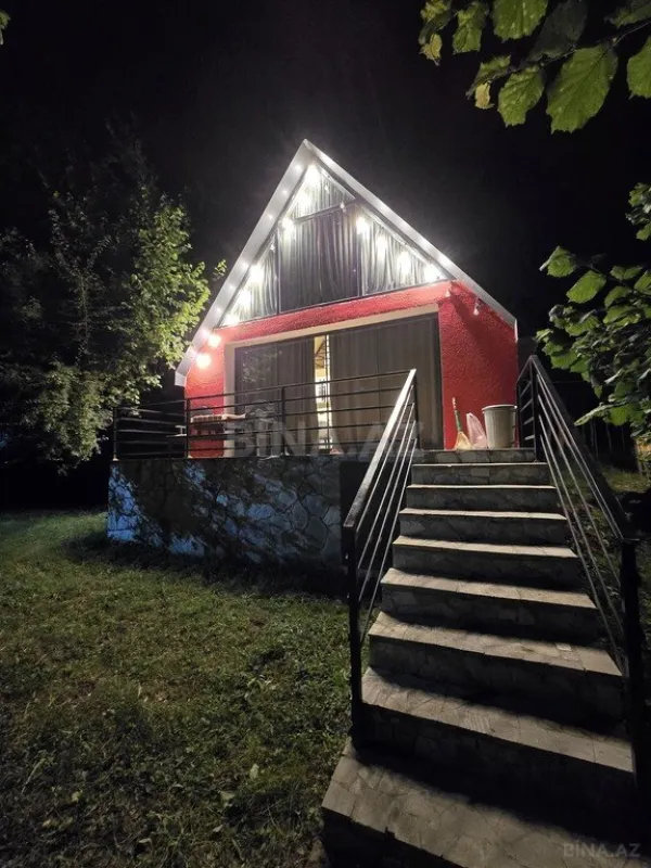 Satılır obyekt 560 m²