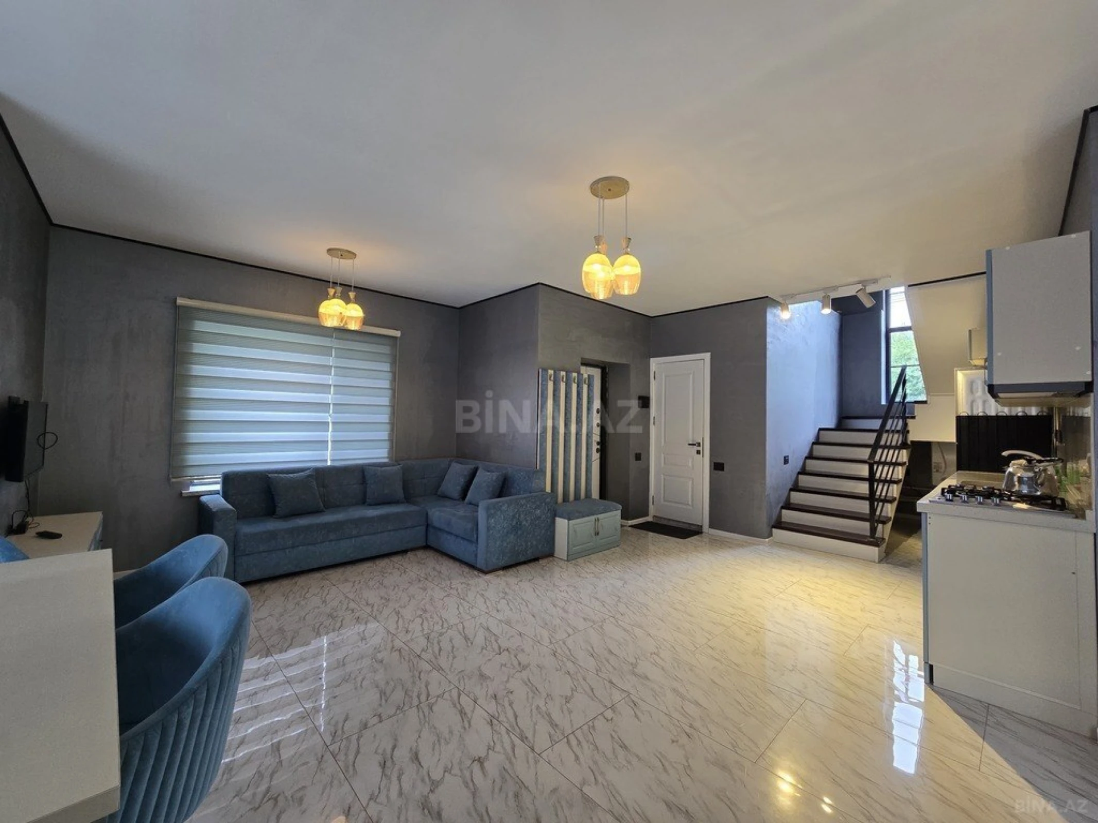 Satılır obyekt 560 m²