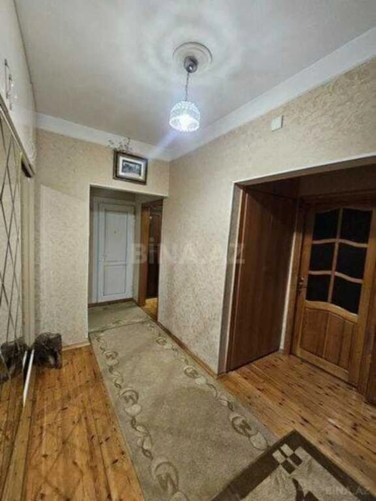 Satılır 4 otaqlı mənzil 100 m²