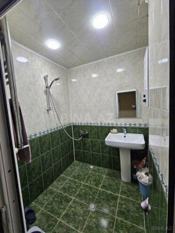 Satılır 4 otaqlı mənzil 100 m²