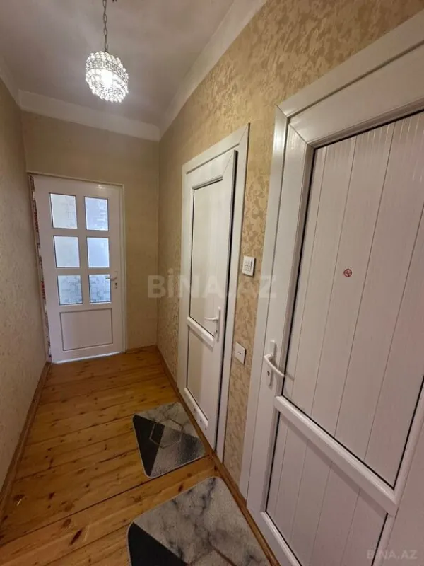 Satılır 4 otaqlı mənzil 100 m²