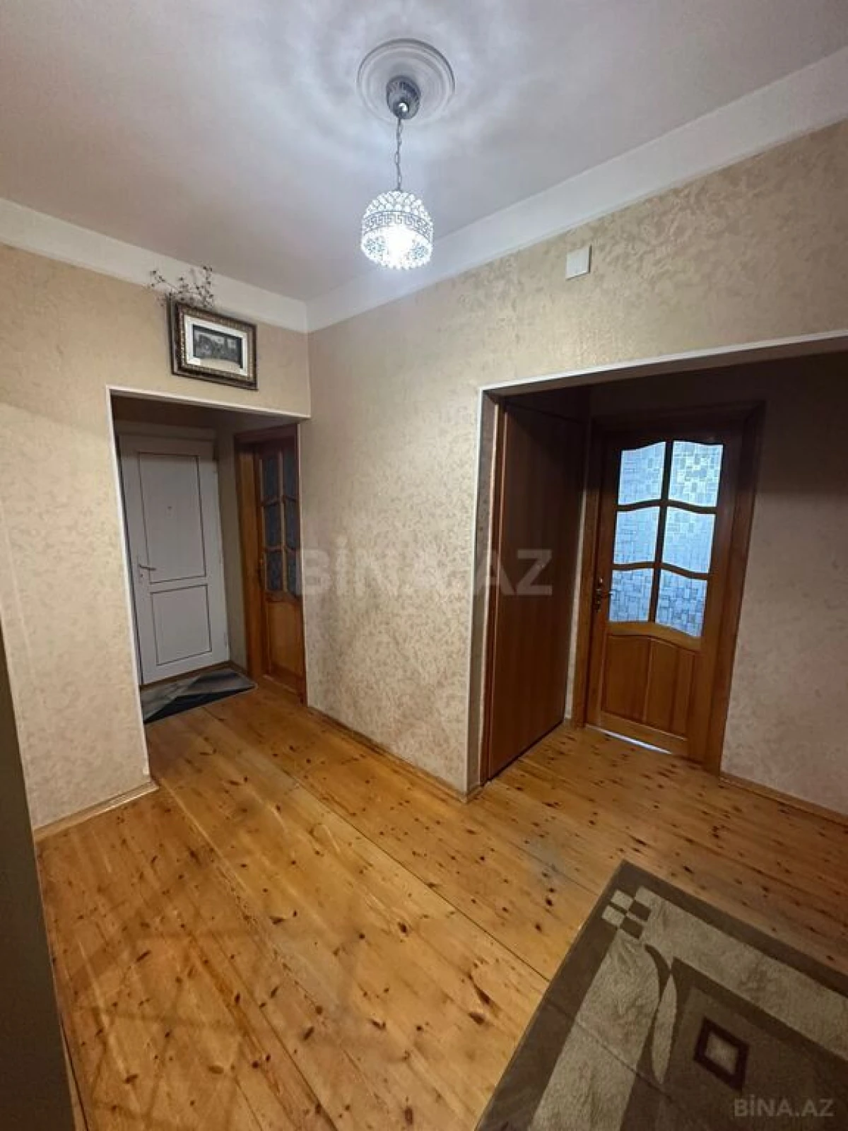 Satılır 4 otaqlı mənzil 100 m²