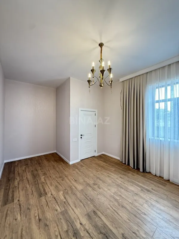 Satılır 4 otaqlı həyət evi 140 m²