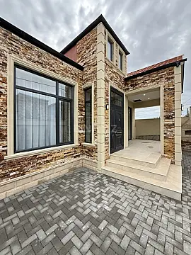 Satılır 4 otaqlı həyət evi 140 m²