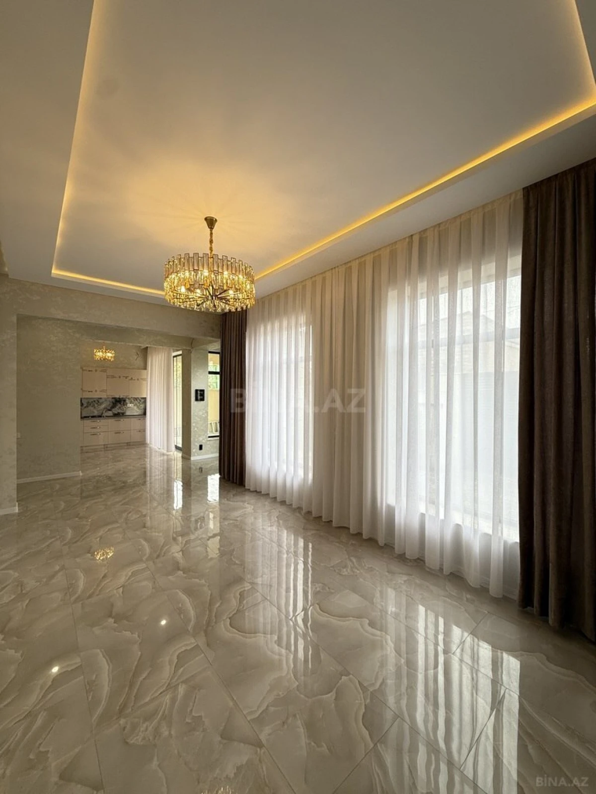 Satılır 4 otaqlı həyət evi 140 m²