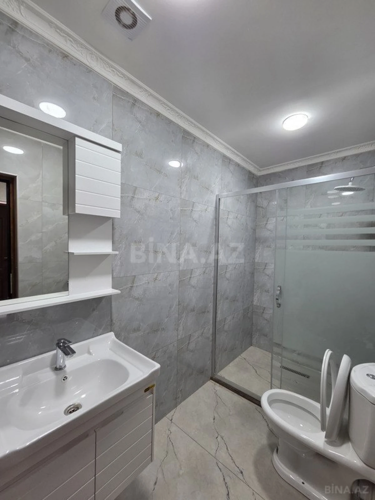 Satılır 3 otaqlı mənzil 70 m²
