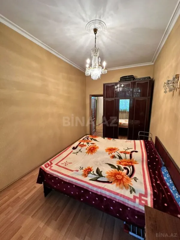 Satılır 3 otaqlı mənzil 103 m²