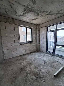 Satılır 3 otaqlı mənzil 136 m²
