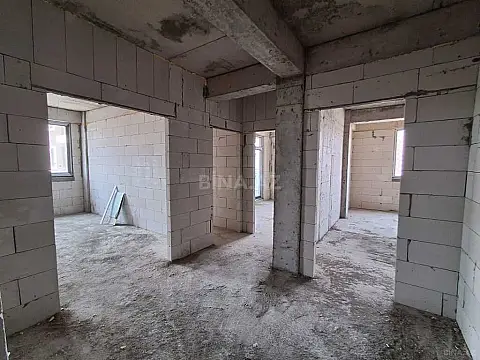 Satılır 3 otaqlı mənzil 136 m²