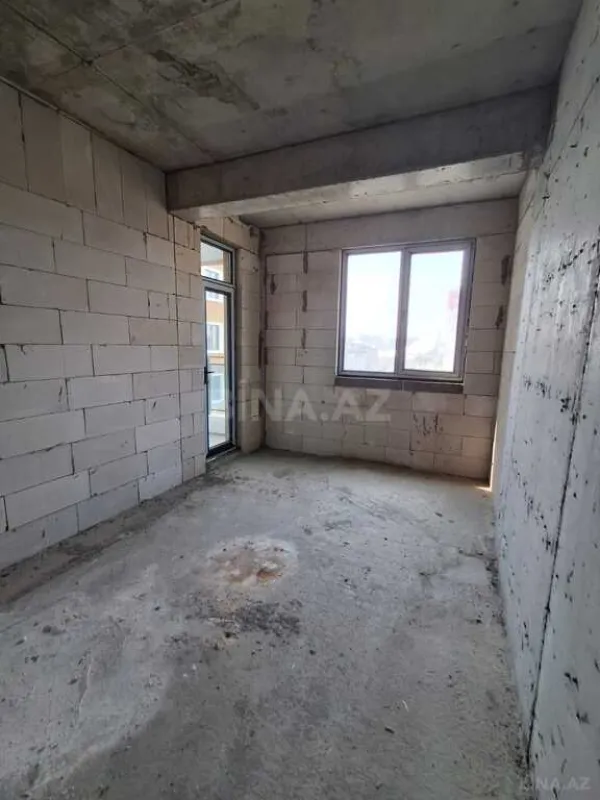 Satılır 3 otaqlı mənzil 136 m²